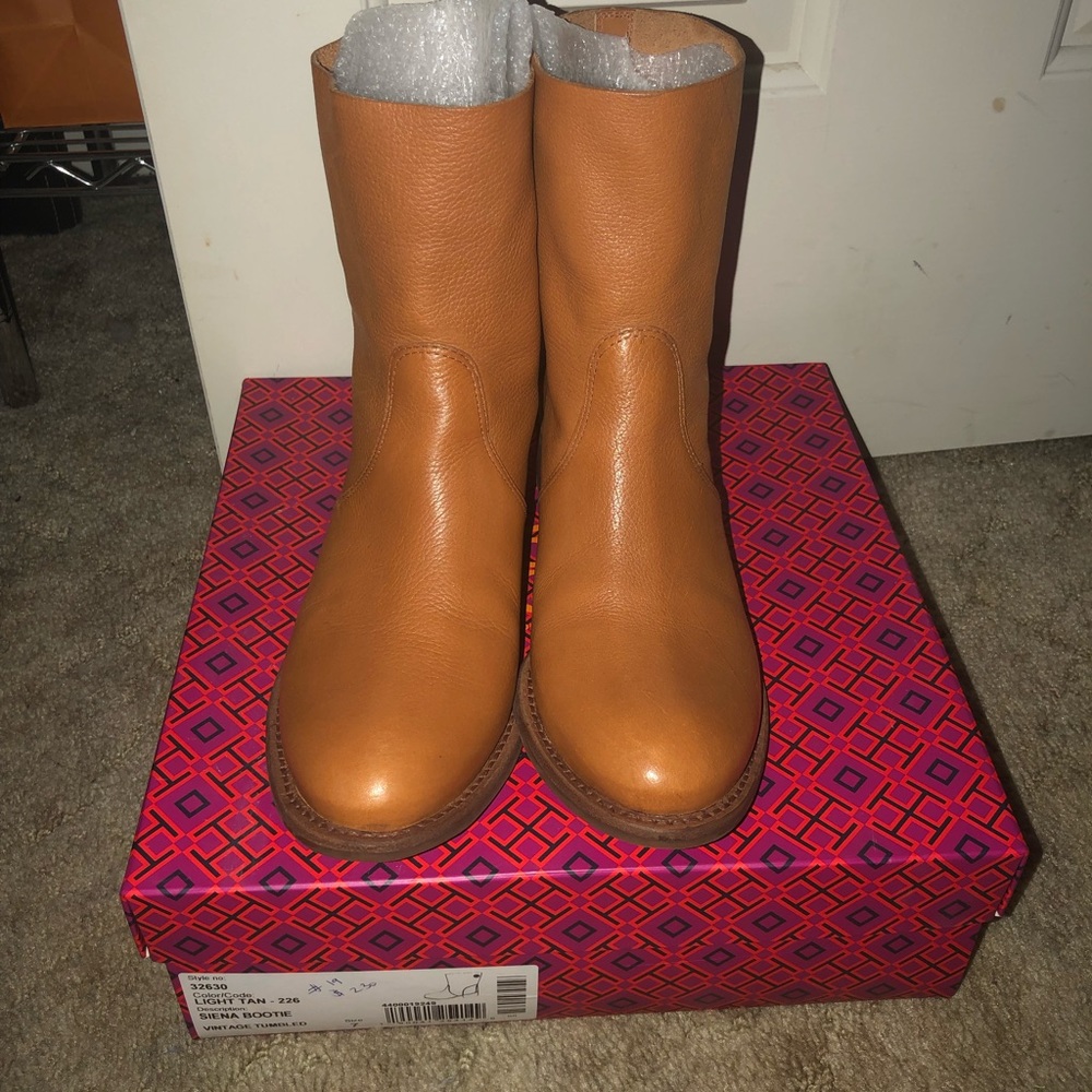 Tory Burch Boots - Picture 5 of 6